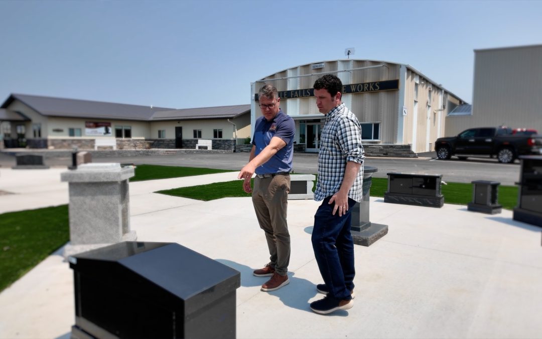 How to Choose the Perfect Epitaph: Examples, Tips & Ideas